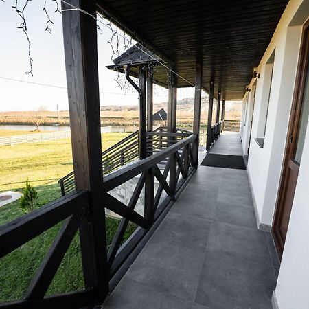 Casa Andra Hotell Siret Eksteriør bilde
