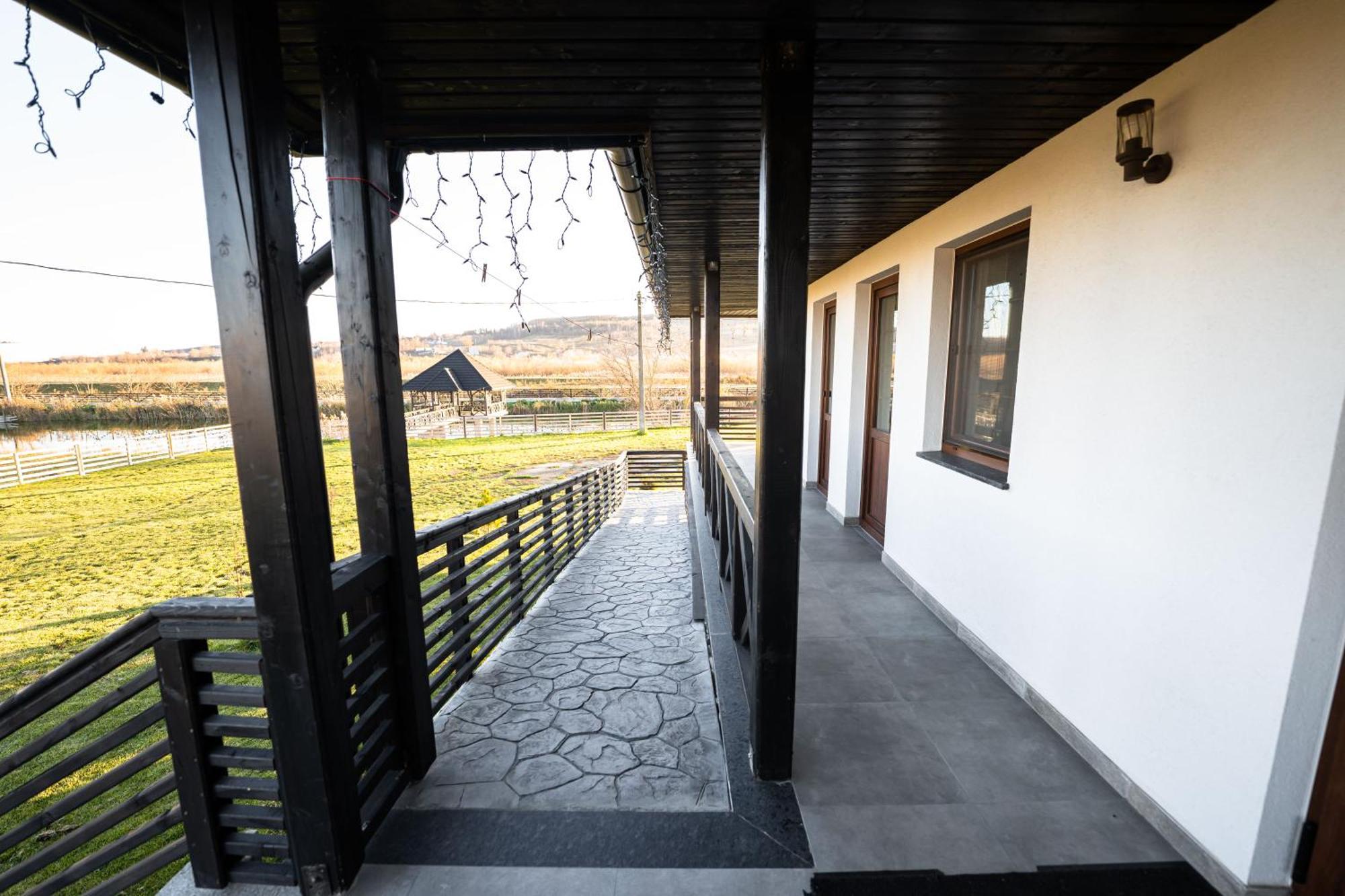 Casa Andra Hotell Siret Eksteriør bilde