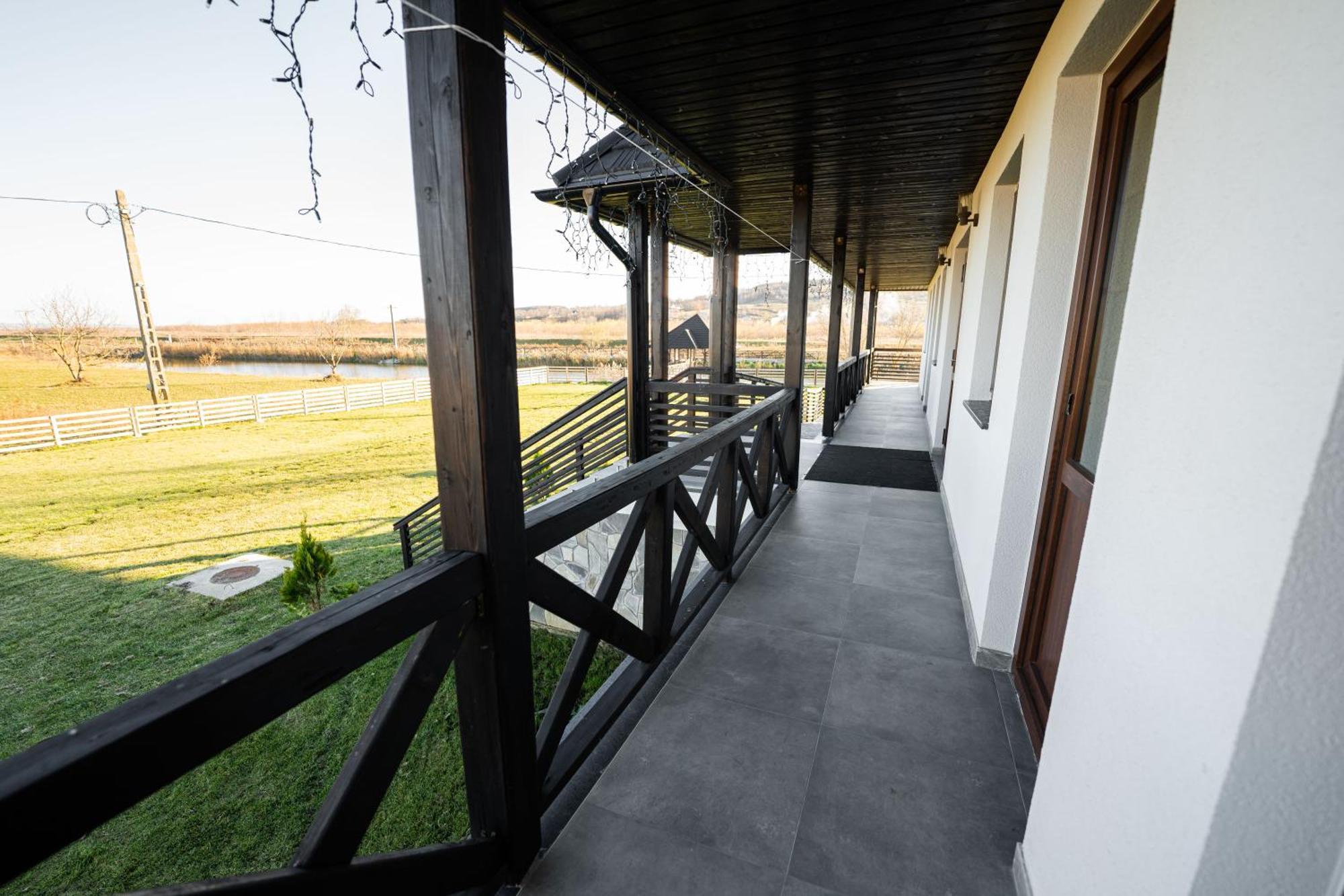 Casa Andra Hotell Siret Eksteriør bilde