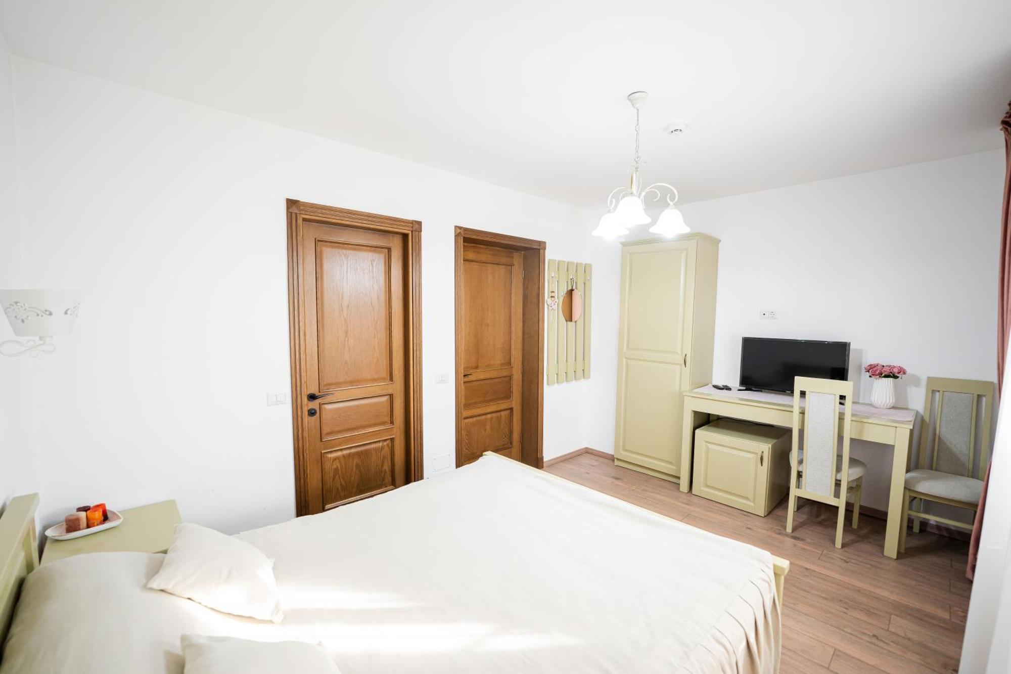 Casa Andra Hotell Siret Eksteriør bilde