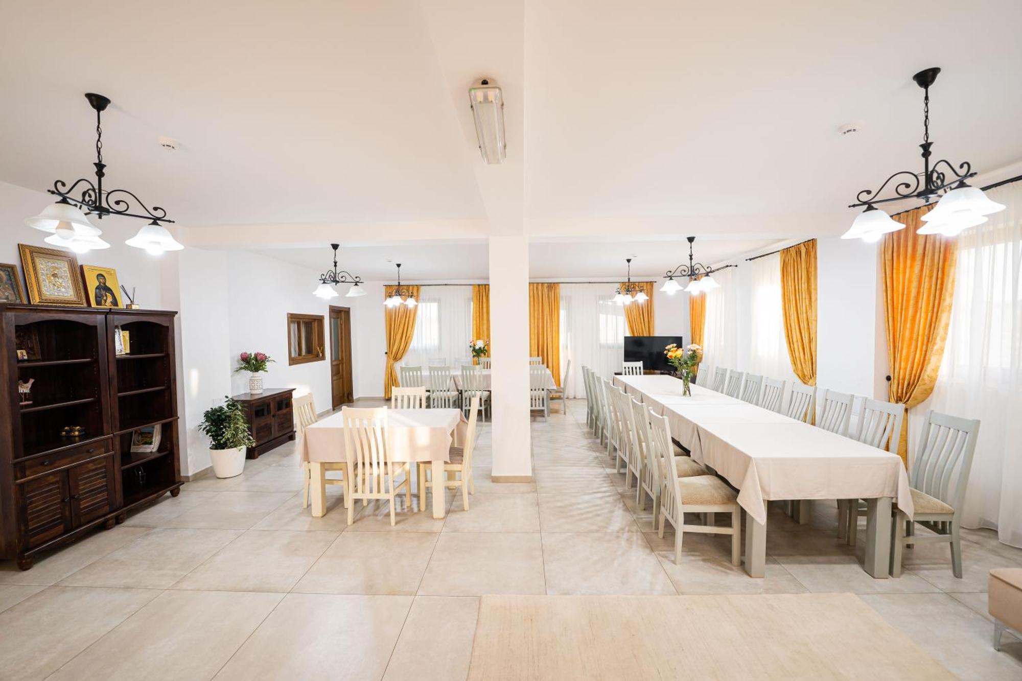 Casa Andra Hotell Siret Eksteriør bilde