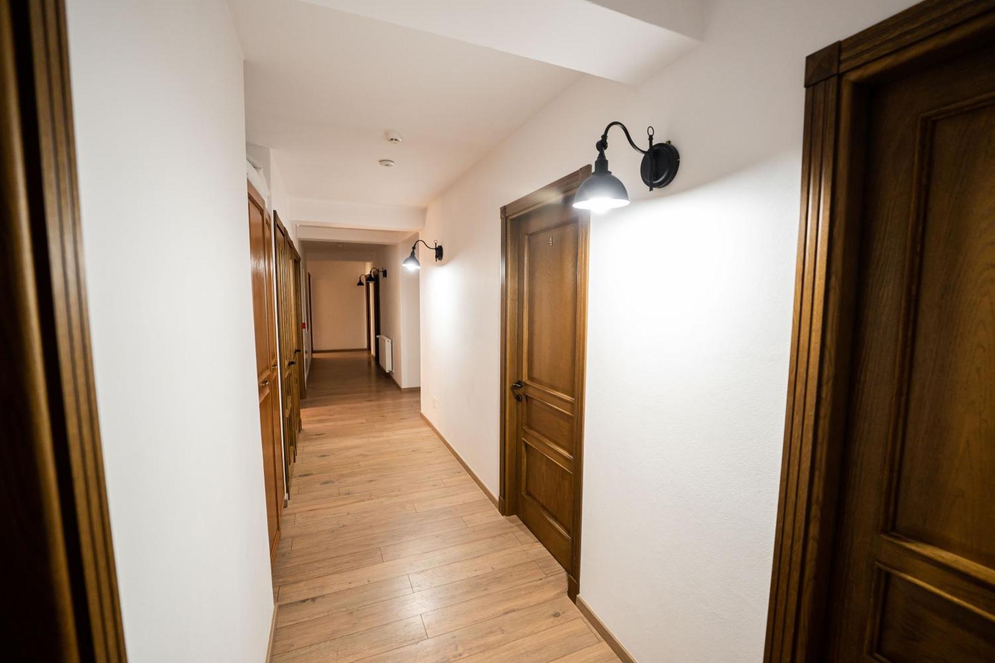Casa Andra Hotell Siret Eksteriør bilde